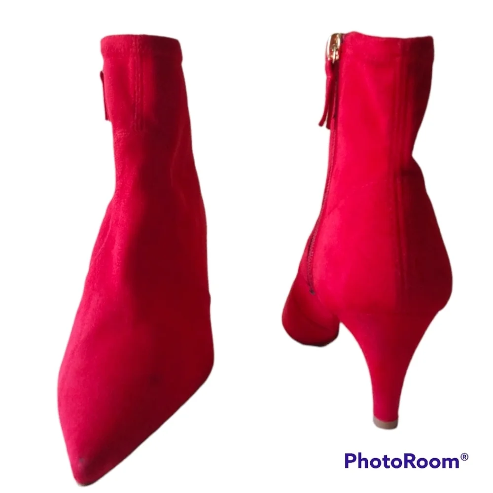 👠 NWOT Good American Icon Red Suede Ankle Booties. Size 6.5